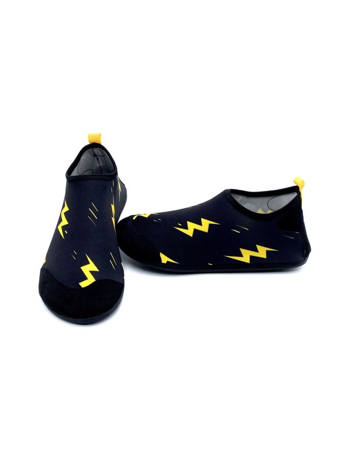 Unisex Diving Socks, Beach shoes, Thick Soft Soled Non-Slip Swimming Shoes, Snorkeling Quick Dry Diving Shoes, Surf Shoes for Women Men US 7.5-8.5 (Black/Yellow) - Image 1