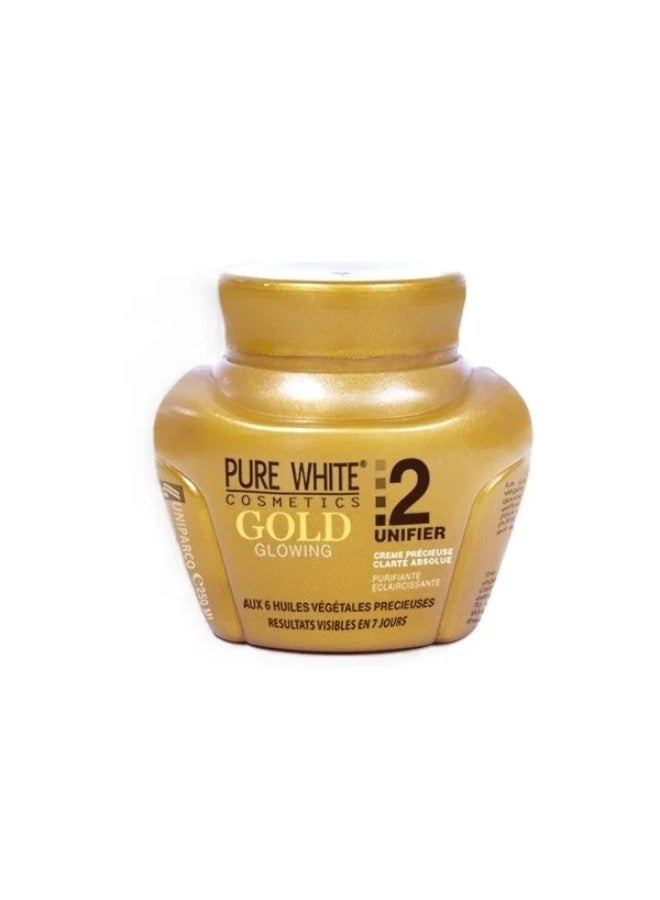 بيور وايت كوزماتيكس كريم تفتيح البشرة بخلاصة الذهب الأبيض النقي 250مل - Image 2