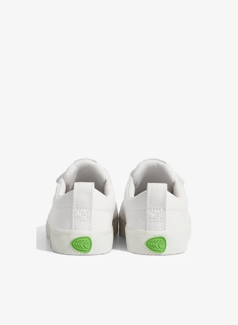 Cariuma  OCA Low Off-White Canvas  | Best Price UAE