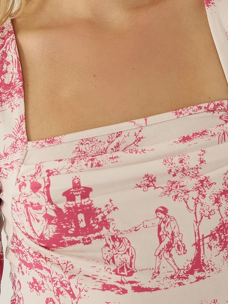 زوبعة بلوزة مكشكشة