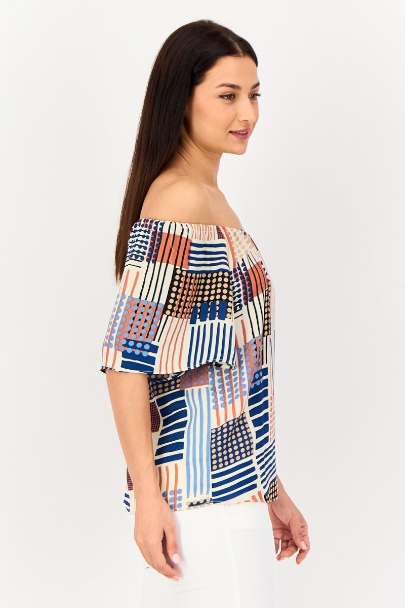 VERO MODA تي شيرت قصير الأكمام بنقشة شاملة على شكل حرف U من فيرو مودا للنساء، متعدد الألوان - Image 3