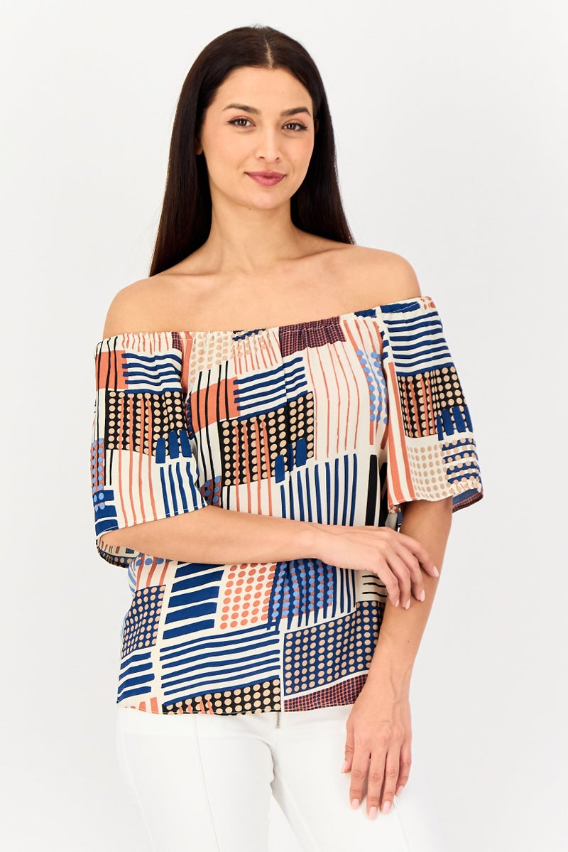 VERO MODA تي شيرت قصير الأكمام بنقشة شاملة على شكل حرف U من فيرو مودا للنساء، متعدد الألوان - Image 1
