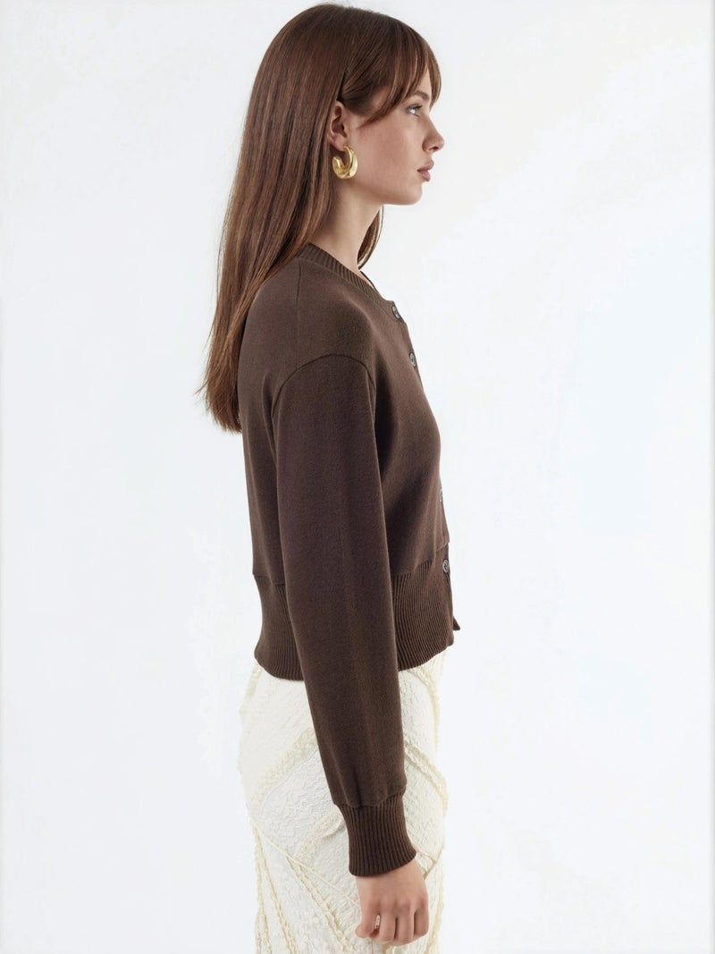 BUSEM Casual Crew Neck Buttoned Crop Jacket - Image 4
