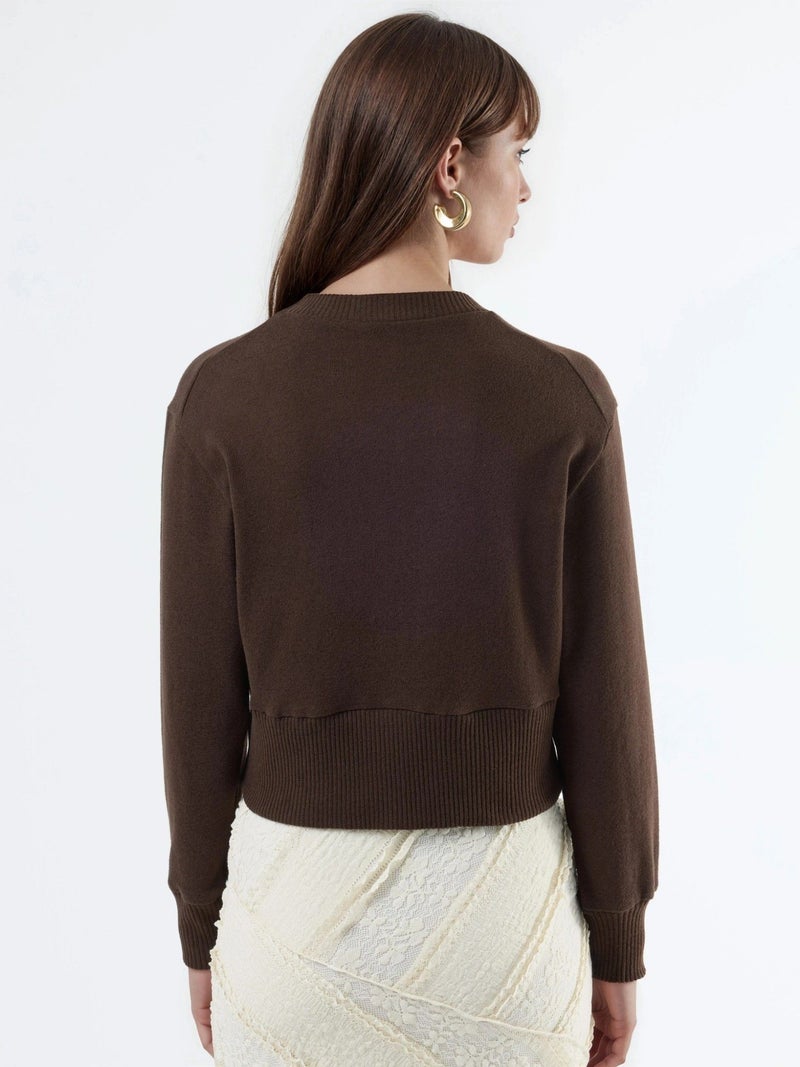 BUSEM Casual Crew Neck Buttoned Crop Jacket - Image 3