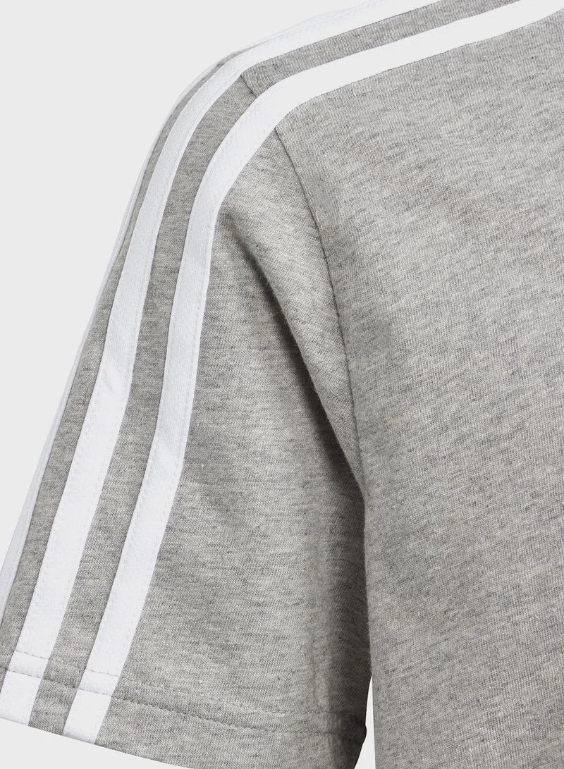 adidas تي شيرت بشعار 3 خطوط