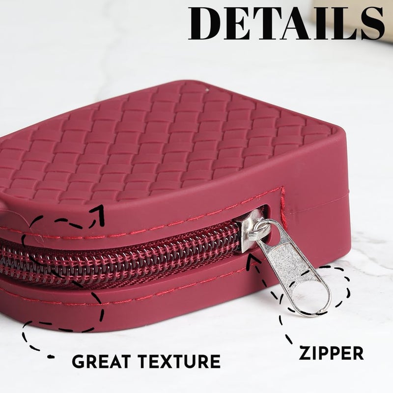 GadgetBite حقيبة عملات غادج بايت مات بسحاب | متينة | مقاومة للماء | مصممة للعملات، البطاقات، المفاتيح، سماعات الأذن، إلخ. | محمولة مع حزام للمعصم | تصميم نسج السلة باللون البني الداكن - Image 4