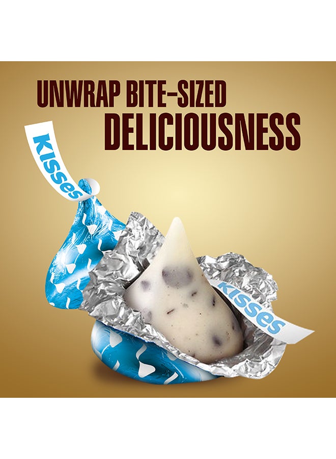 Hershey's Kisses Cookies 'N' Creme Chocolates - Image 4