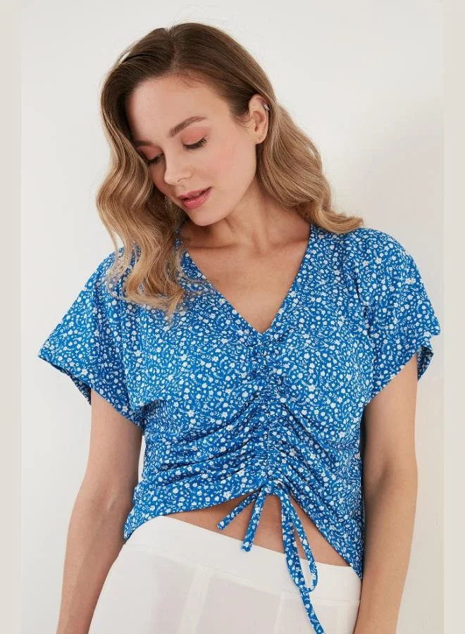 Lela  Lela Patterned Front Gathered V-Neck Crop Blouse Women's Blouse 5864486Y4 for Women | Best Price UAE