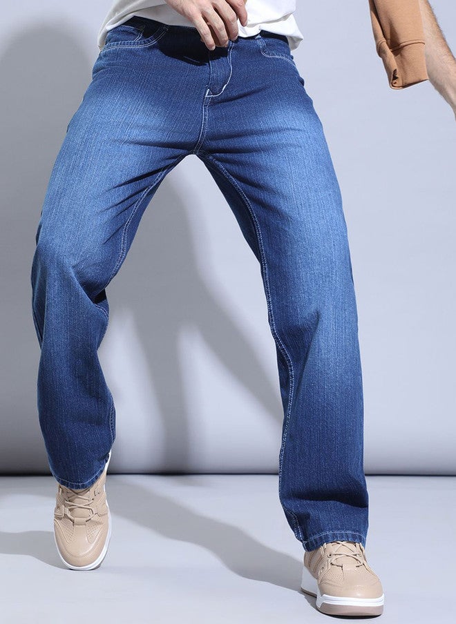 Hence Men Loose Mid-Rise Mildly Distressed Heavy Fade Jeans - Image 3