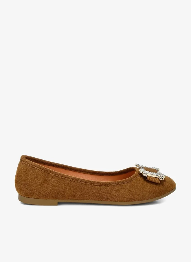Rhinestone Buckle Detail Ballerinas in Tan