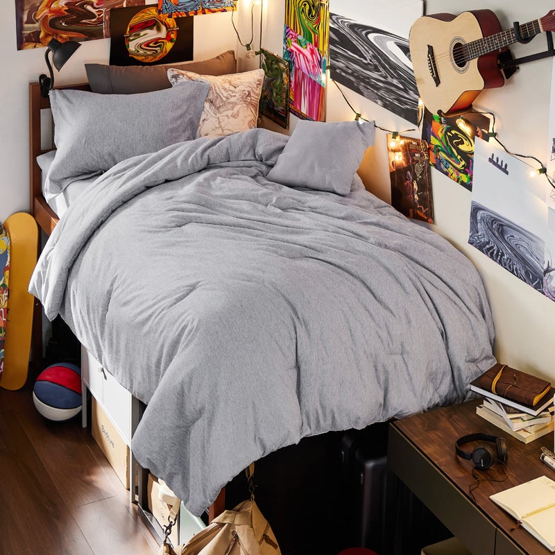 Bedsure Twin/Twin XL Comforter Set - Grey Soft Bedding for All Seasons, Cationic Dyed Bed Set, 2 Pieces, 1 Twin Size Comforter (68"x88") and 1 Pillow Sham (20"x26"+2") - Image 1