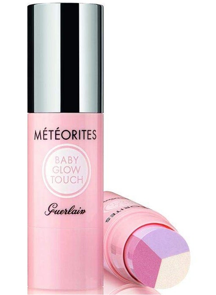 Guerlain METEORITE LIGHTENING BABY GLOW TOUCH - The result is a perfectly illuminated complexion 