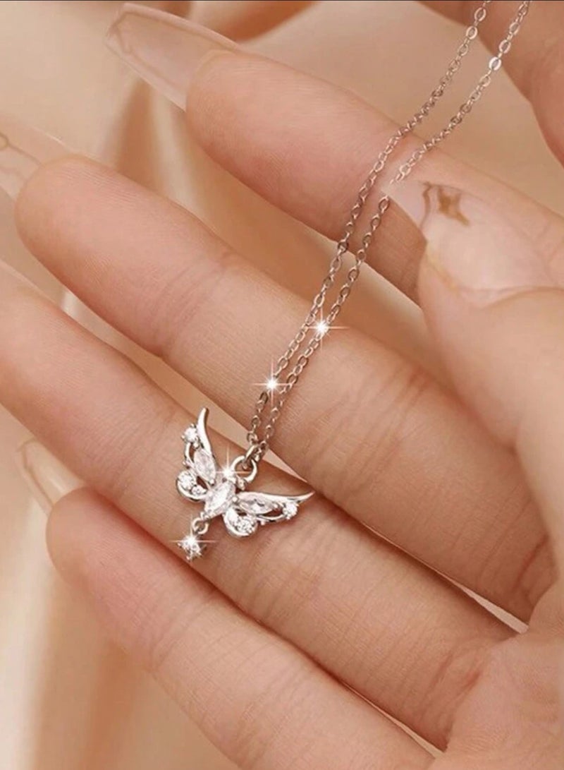 إيكوال سلسال نسائي بتصميم عصري وأنيق باللون الفضي - Image 1