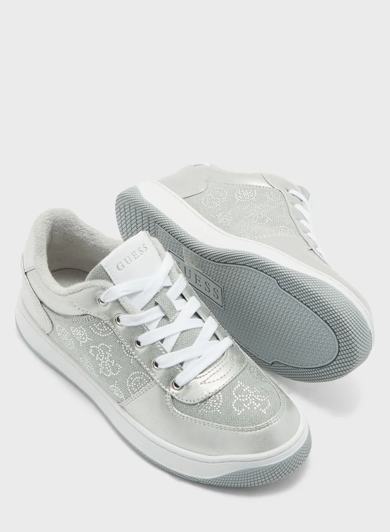 GUESS Invited Low-Top Sneakers