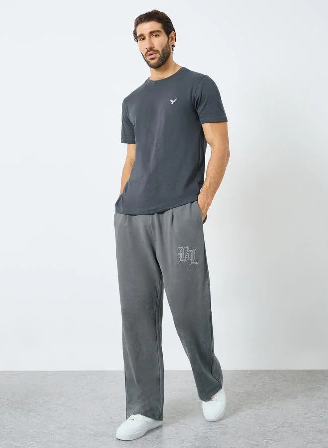 ستايلي بنطال جوغر واسع سادة بلون رمادي للرجال