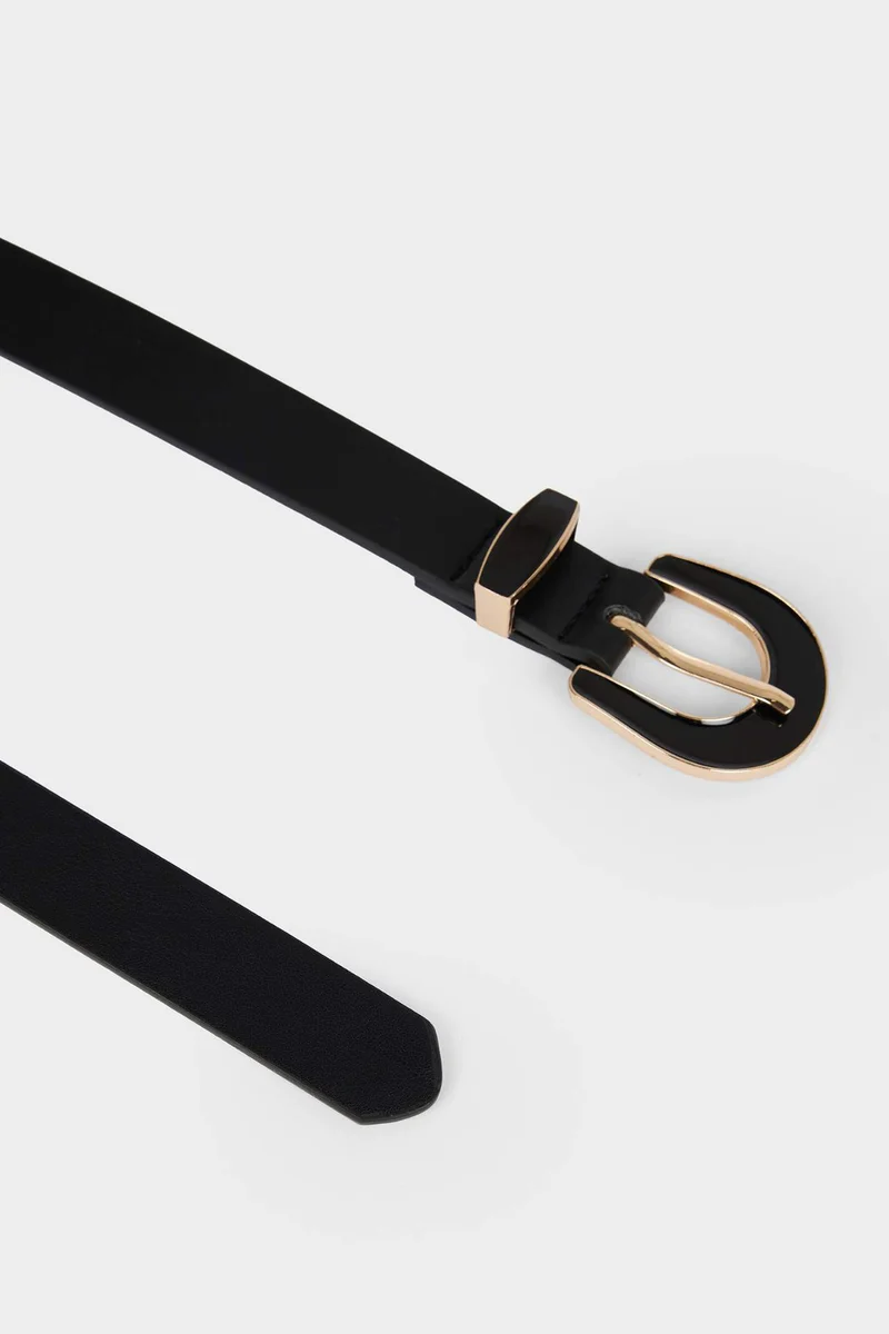 ديفاكتو Woman Big Clasp Faux Leather Belt
