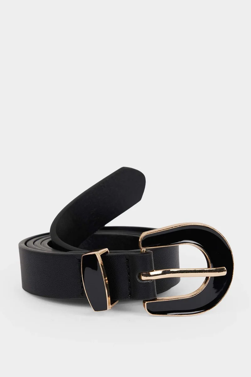 ديفاكتو Woman Big Clasp Faux Leather Belt