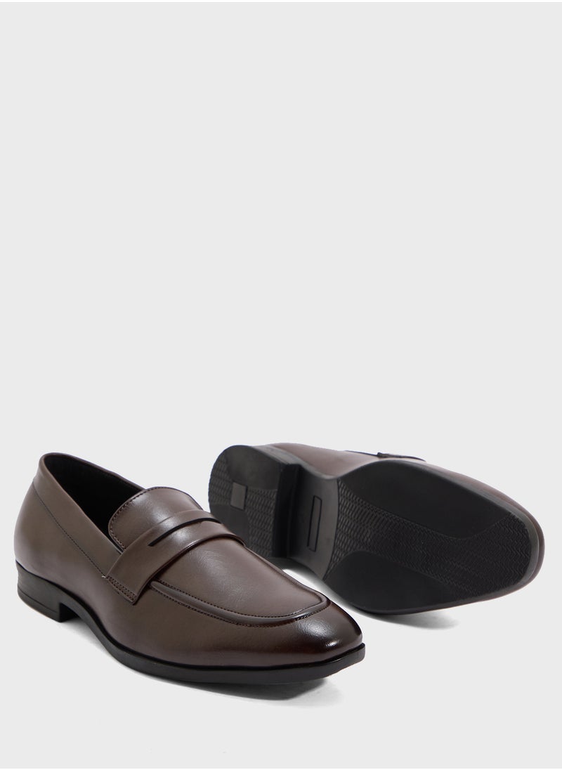 Robert Wood Saddle Detail Classic Formal Slip Ons  - Image 4