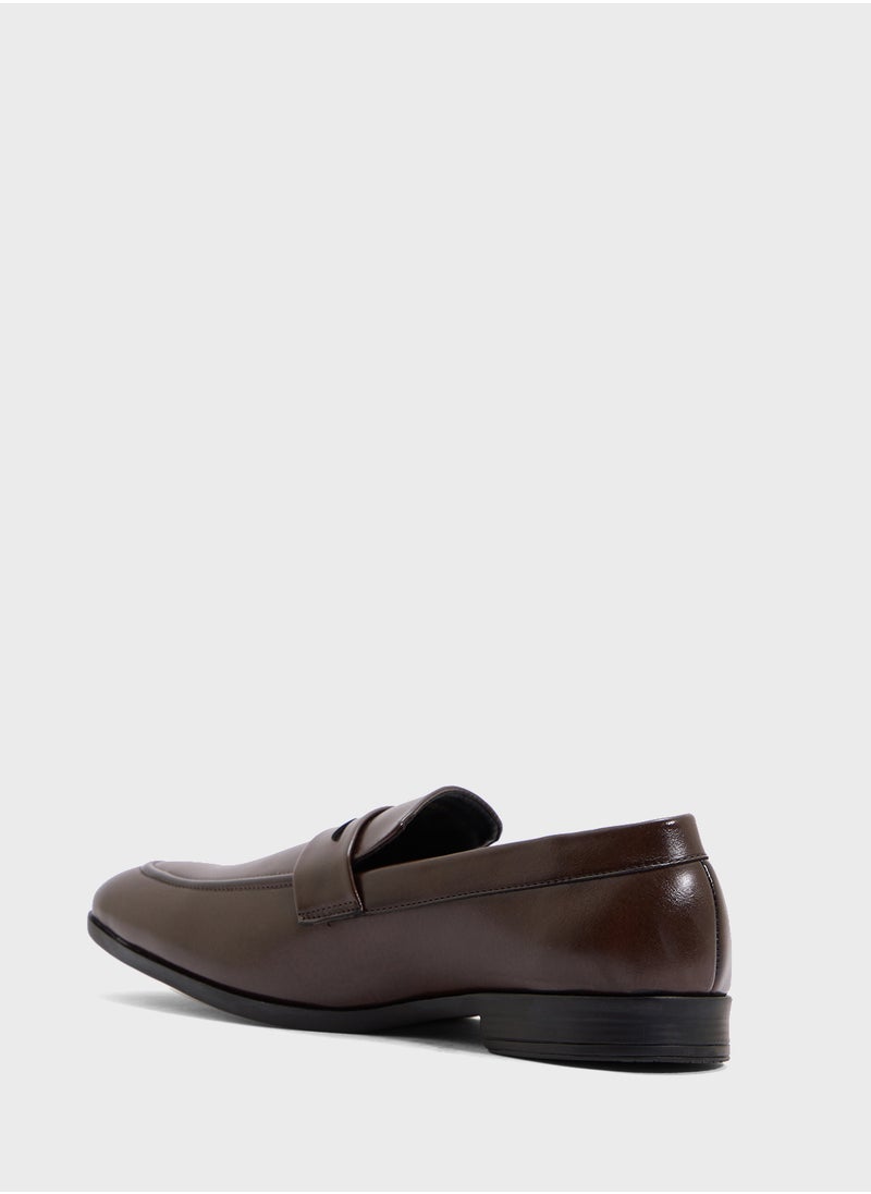 Robert Wood Saddle Detail Classic Formal Slip Ons  - Image 3
