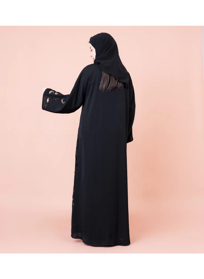 IKKXA Luxury Design Embroidered Abaya