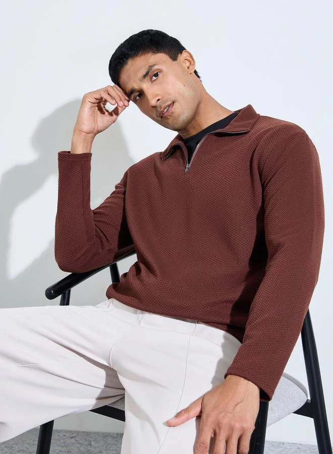 Styli Men Pebble Textured Quarter Zip Relaxed Sweatshirt