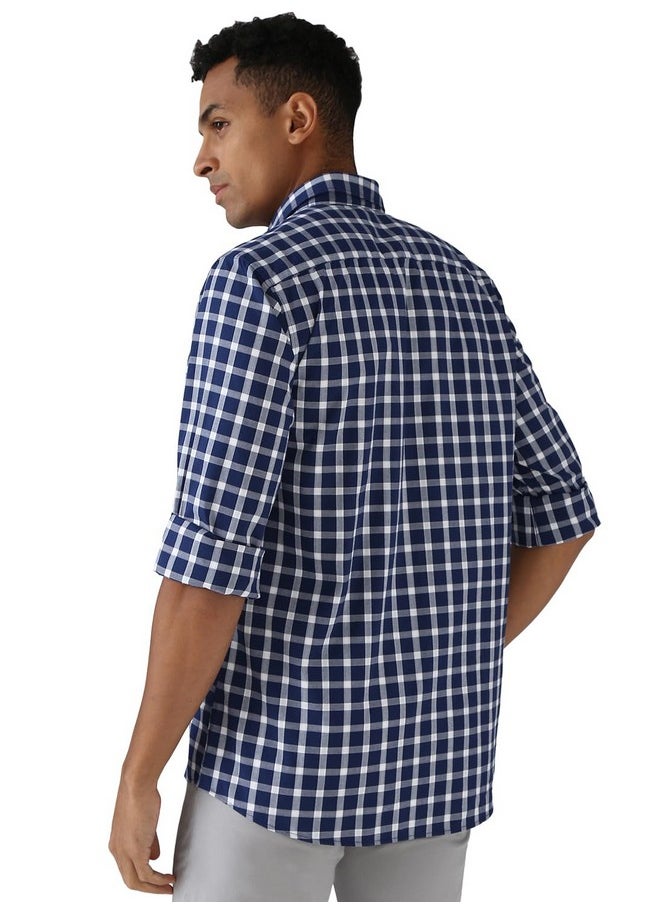 Peter England Peter England Men's Checkered Slim Fit Shirt (PCSFSSLPA89128_Navy  - Image 3