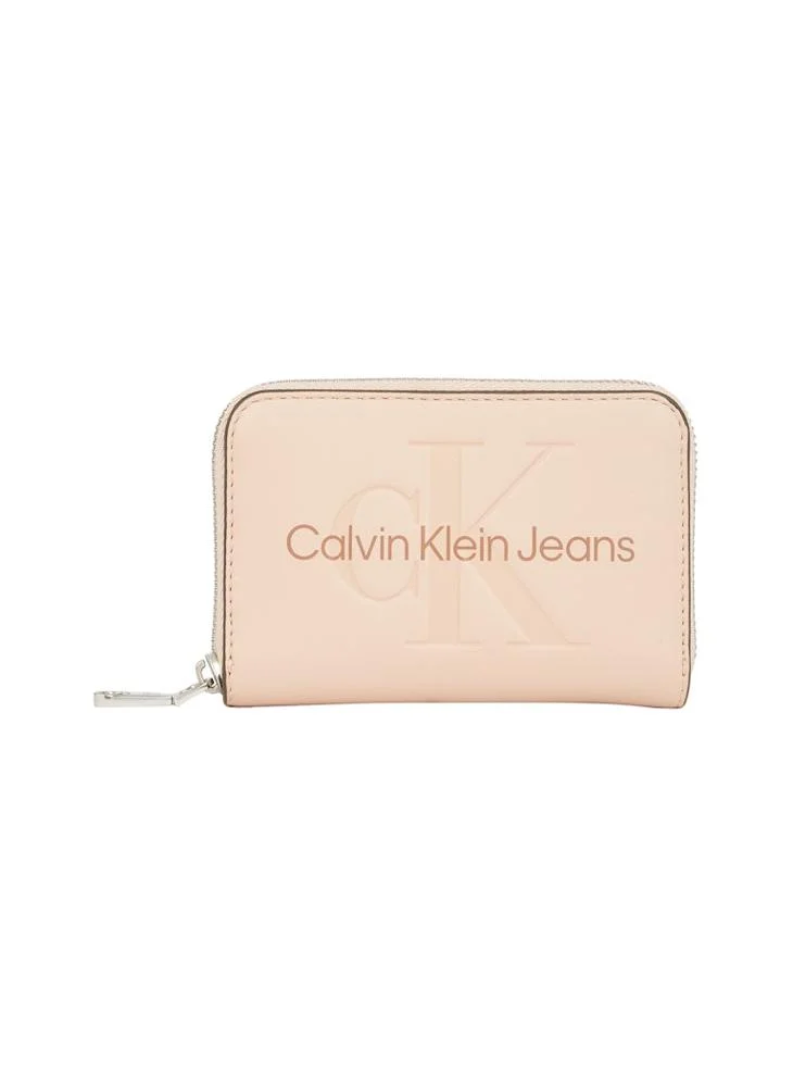 Calvin Klein Jeans Sculpted Med Zip Around Wallet