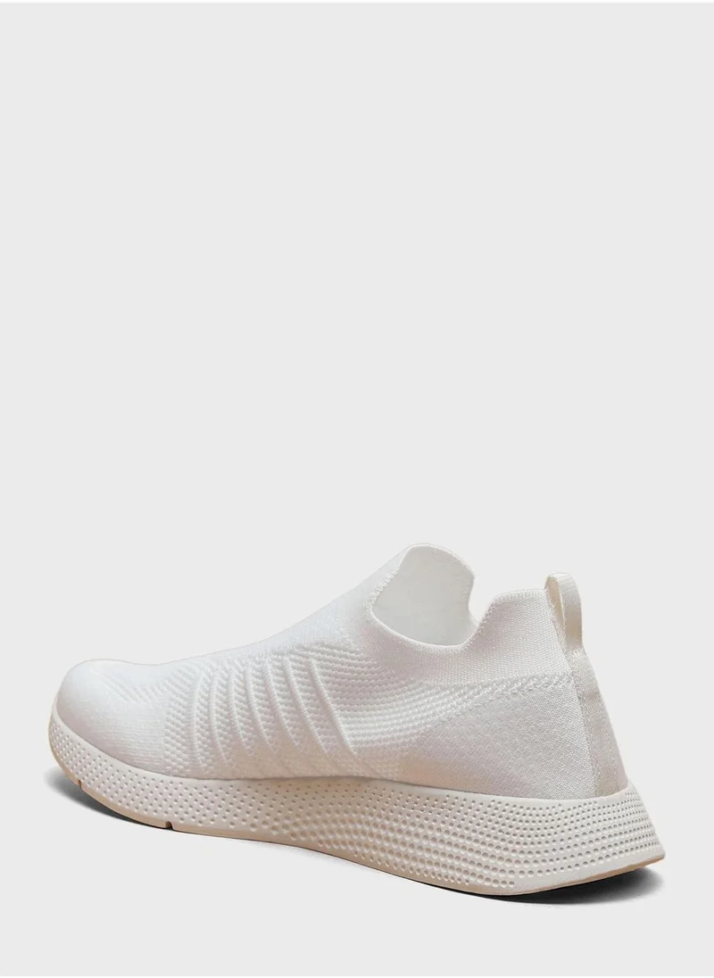 Dash Lace Up Low Top Sneakers