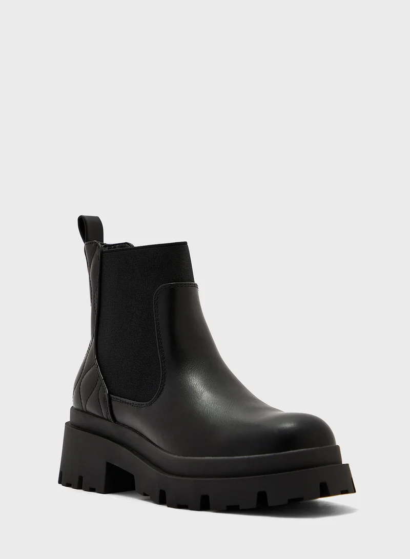 ONLY Doja Quilted Ankle Boots