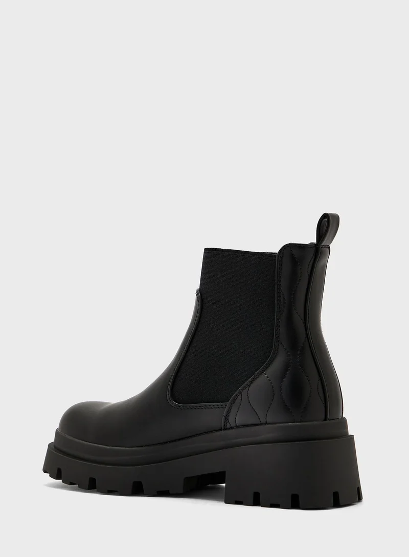 ONLY Doja Quilted Ankle Boots