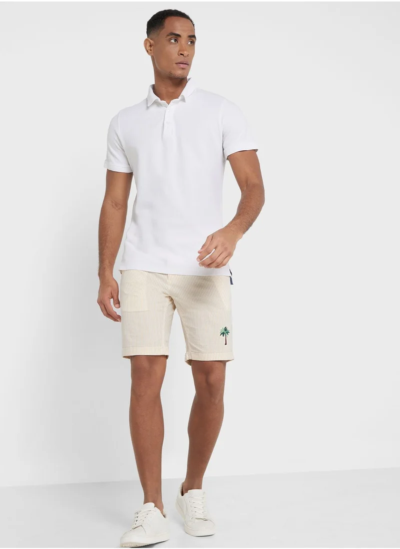 Thomas Scott Thomas Scott Men Mid-Rise Slim Fit Shorts