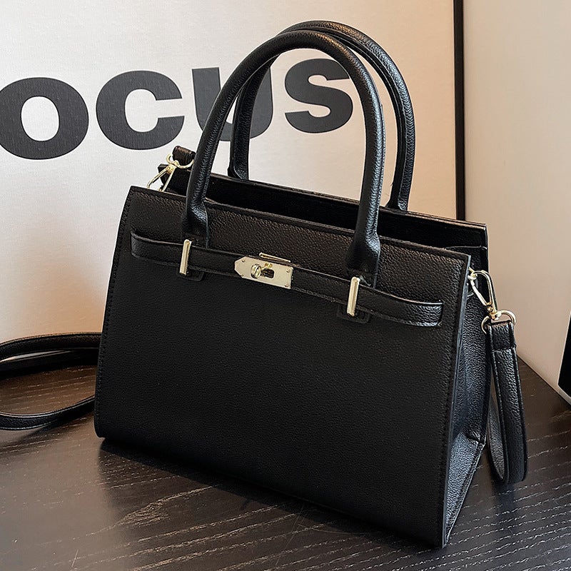 Wedding Bag High-Grade Texture Small Bag Women'S Bag Large Capacity New Red Envelope Handbag Red Wedding Bride Messenger Bag - Image 1