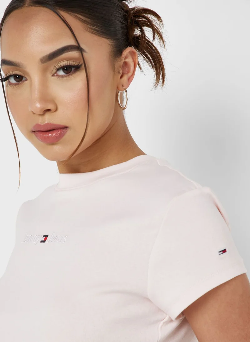 TOMMY JEANS Crew Neck Logo T-Shirt