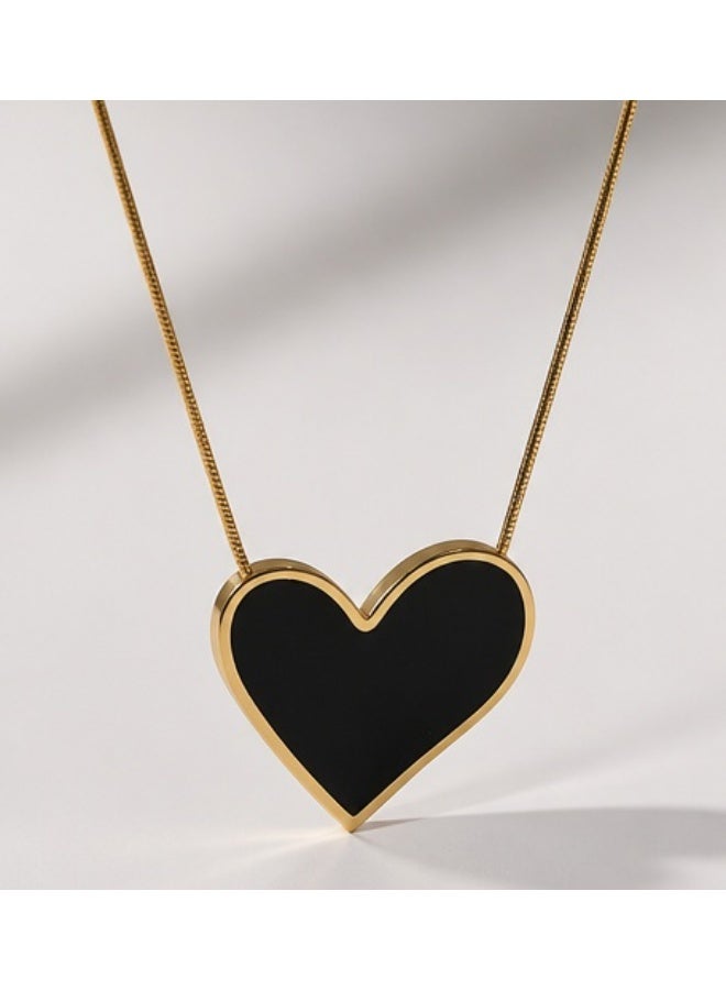 Elegant Black Heart Pendant Necklace – 18K Gold Plated Snake Chain - Image 1