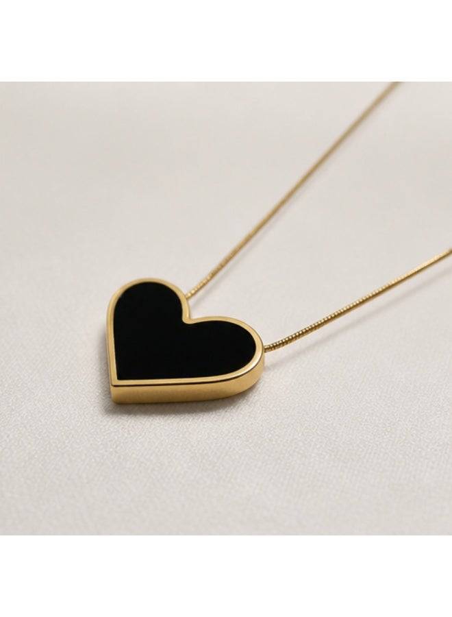 Elegant Black Heart Pendant Necklace – 18K Gold Plated Snake Chain - Image 5