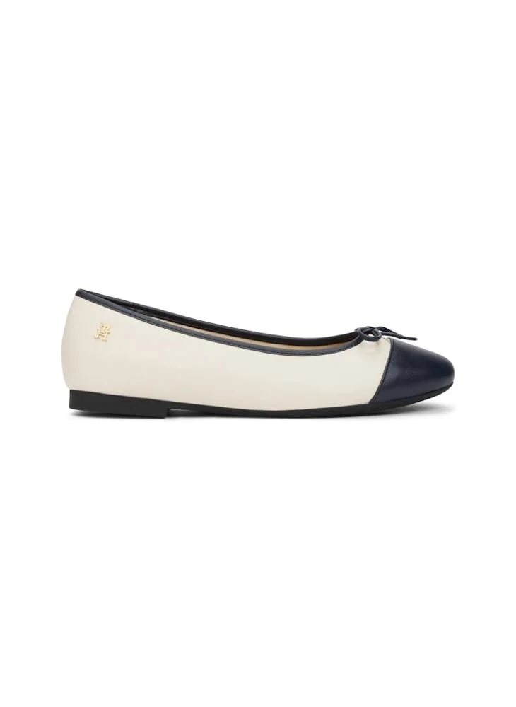TOMMY HILFIGER Toe Cap Leather Ballerina