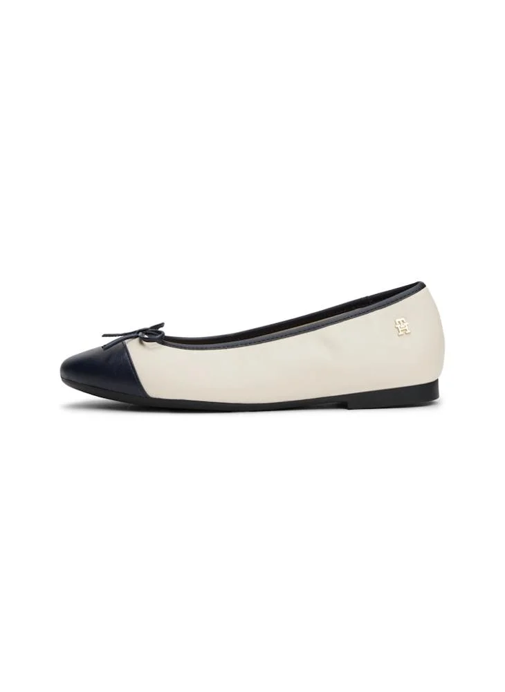 TOMMY HILFIGER Toe Cap Leather Ballerina