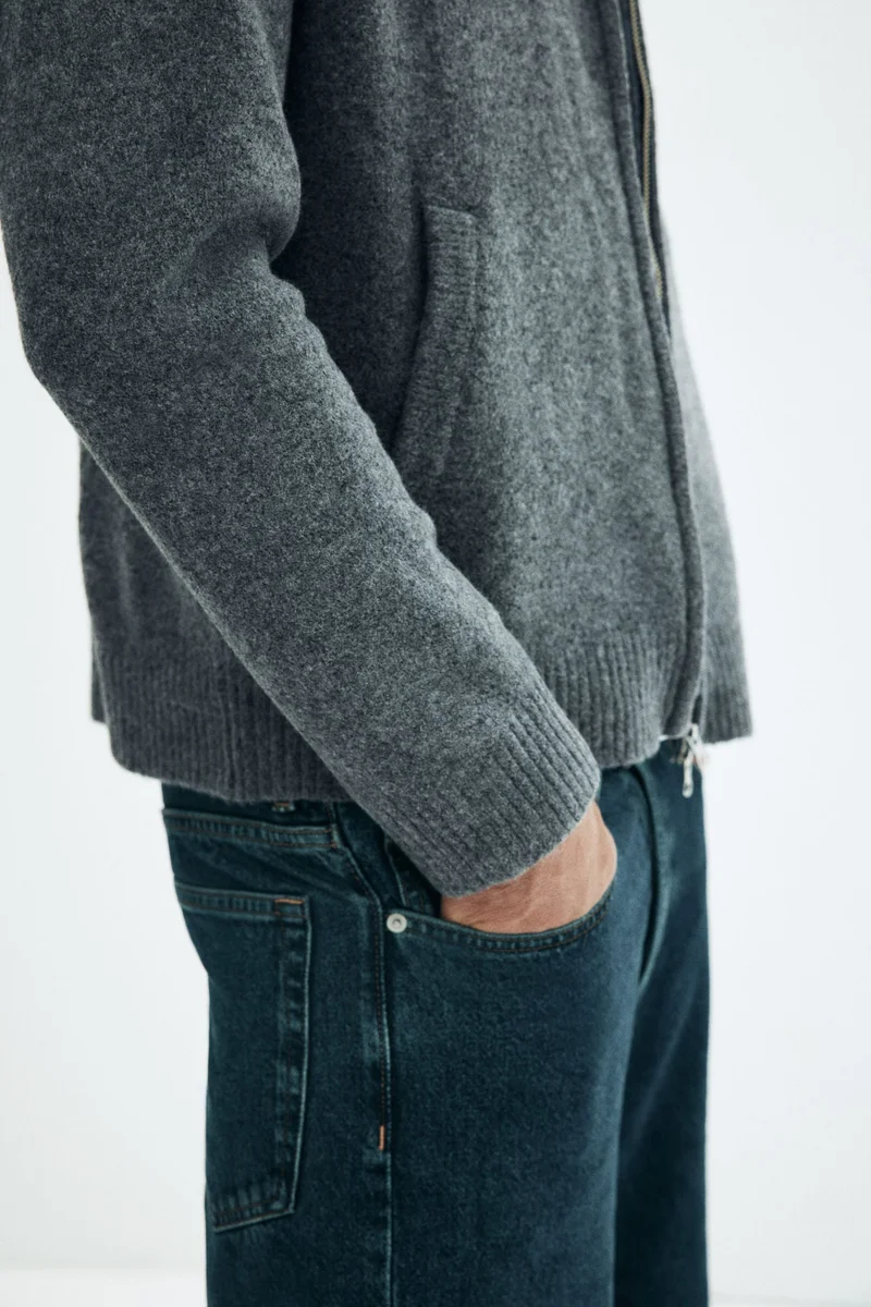 H&M  Regular Fit Collared cardigan for Men | Best Price UAE