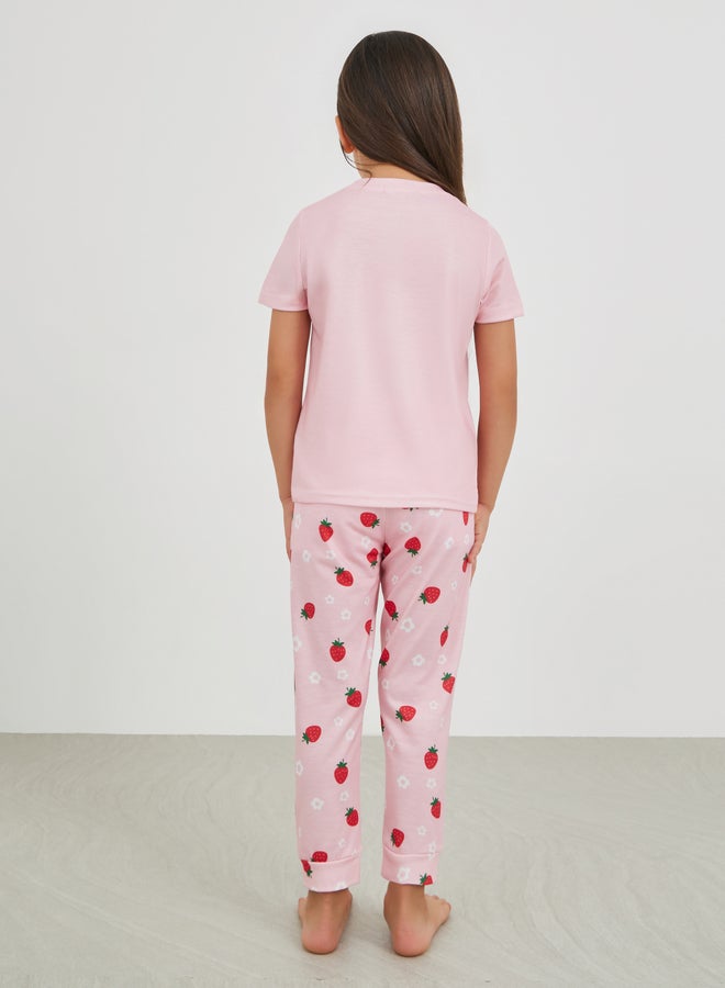 ستايلي طقم بيجامة تي شيرت بأكمام قصيرة وطبعة جرافيك - Image 4