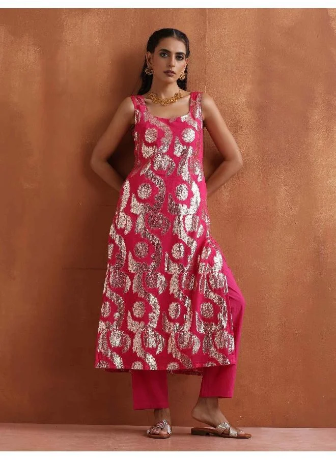 ترو برونز trueBrowns Pink Metallic Straight Kurta Set