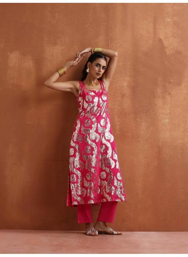 ترو برونز trueBrowns Pink Metallic Straight Kurta Set