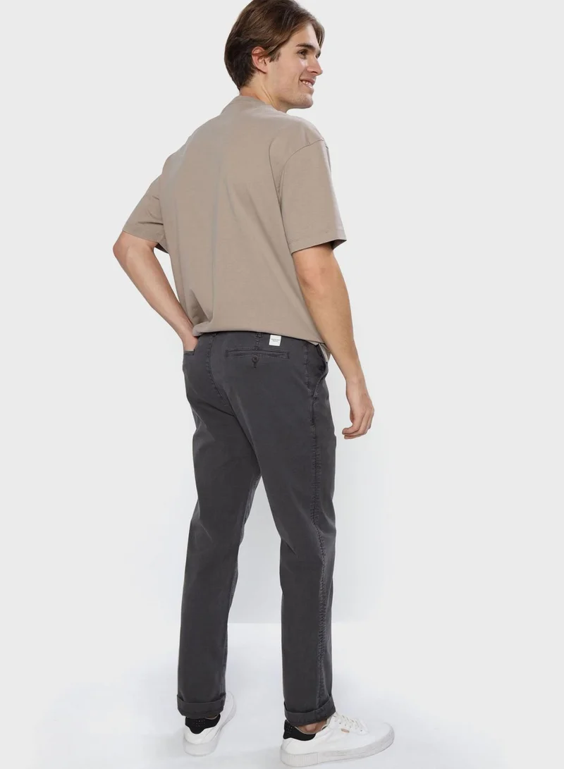 American Eagle Essential Straight Fit Chinos