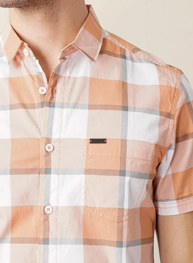 The Indian Garage Co Men Regular Fit Checkered Half Sleeves Cutaway Collar Casual Shirt
