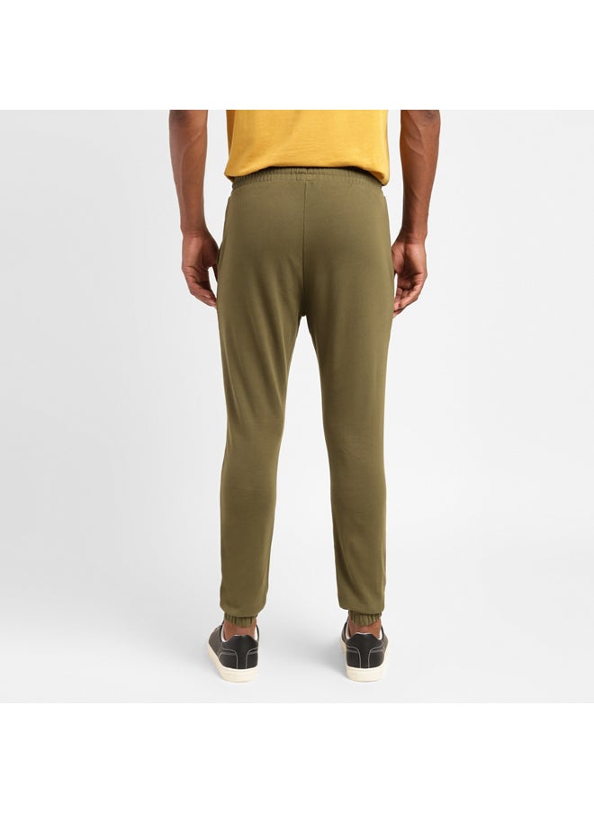 Levi's بنطال رياضي رجالي عادي باللون الزيتوني  - Image 3