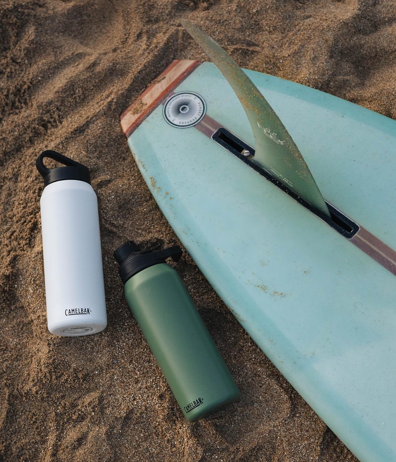 CAMELBAK زجاجة مياه ستانلس ستيل معزولة بالفراغ سعة 40 أونصة من كاملباك شوت ماغ - سوداء - Image 5