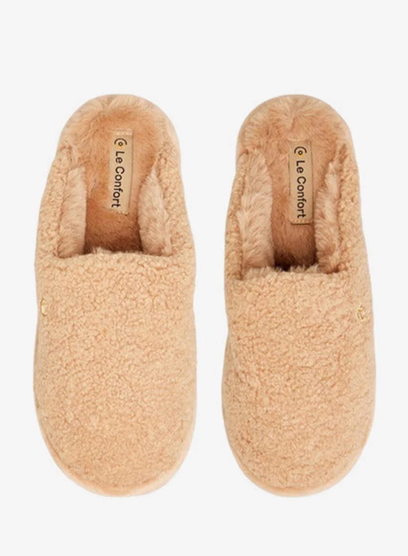 لو كونفورت نعال نسائية بنقوش لغرفة النوم