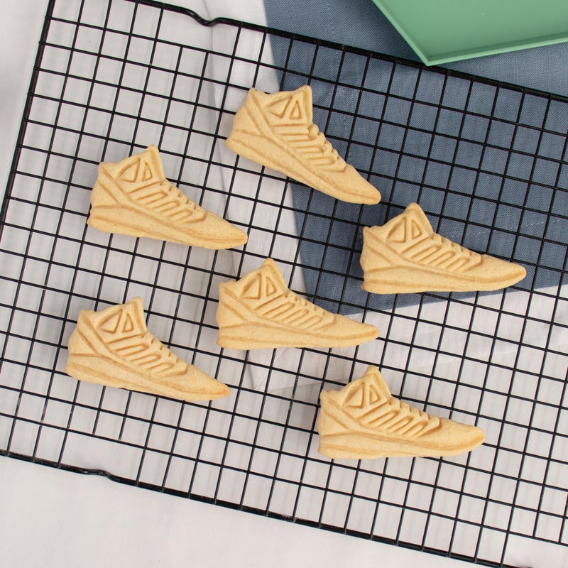 Bakerlogy Basketball Shoe cookie cutter  1 piece - Bakerlogy - Image 2