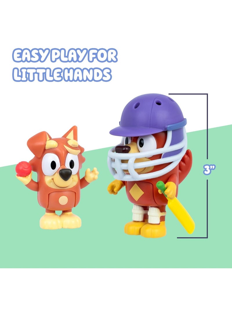 Bluey S14 Figure 2 Pack Cricket Themed Figures with Moving Arms & Helmet and Bat Accessories19197 - Image 3