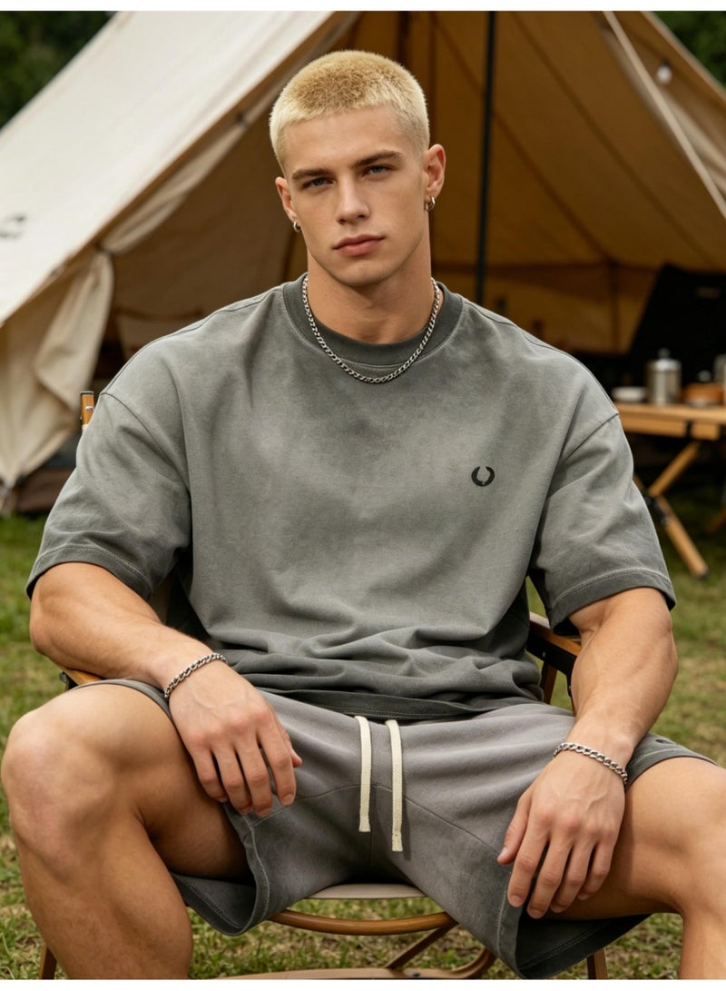 فريد بيري FRED PERRY three-dimensional LOGO for men and women is vintage washed to make an old casual suit, with loose short-sleeved T-shirts and casual shorts. - Image 1