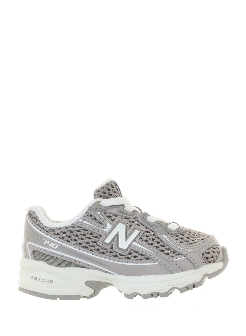 New Balance 740